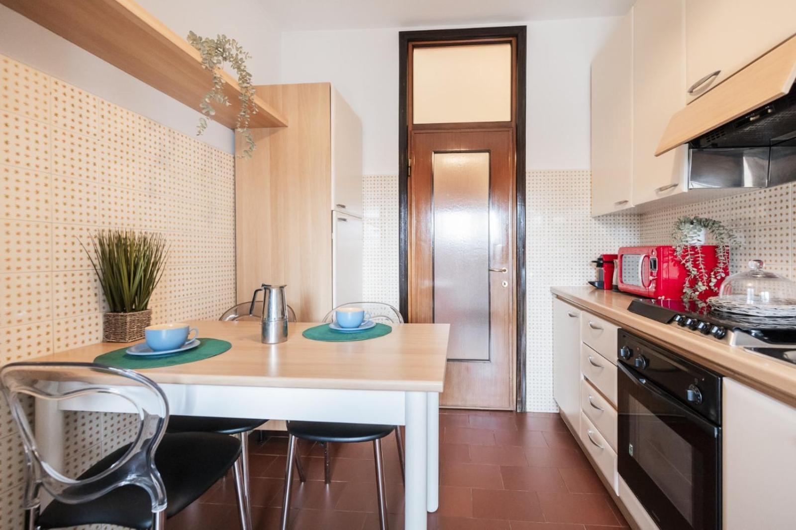 شقة Big Deluxe Apts Italian Style Lake&Terrace ليكو المظهر الخارجي الصورة